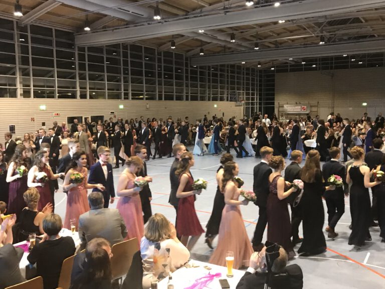 Ein beeindruckender Abschlussball in der Seeguthalle